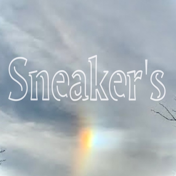 Nike Shoes - 🌈 Make offers!